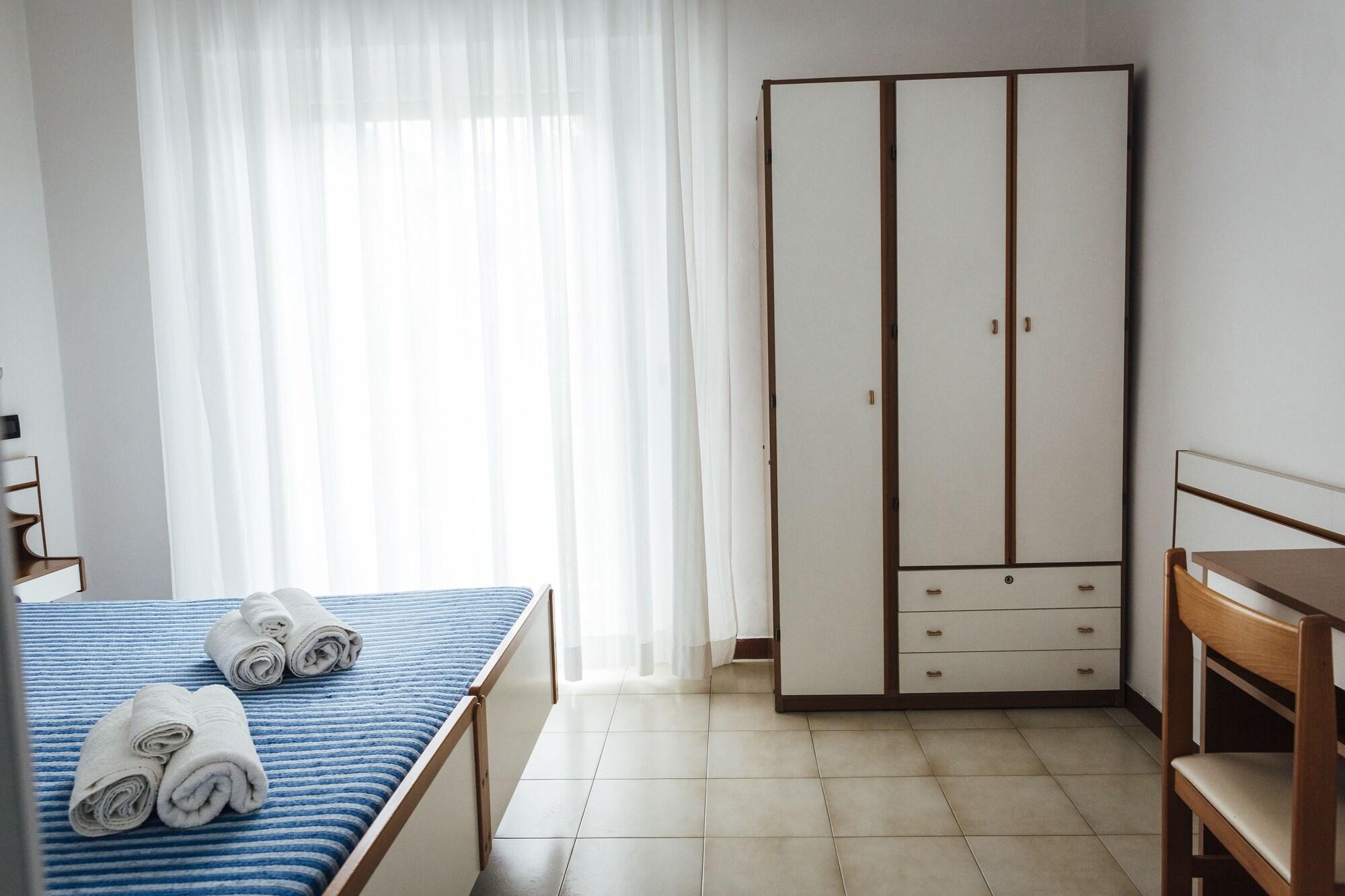 רימיני Hotel Montecarlo מראה חיצוני תמונה