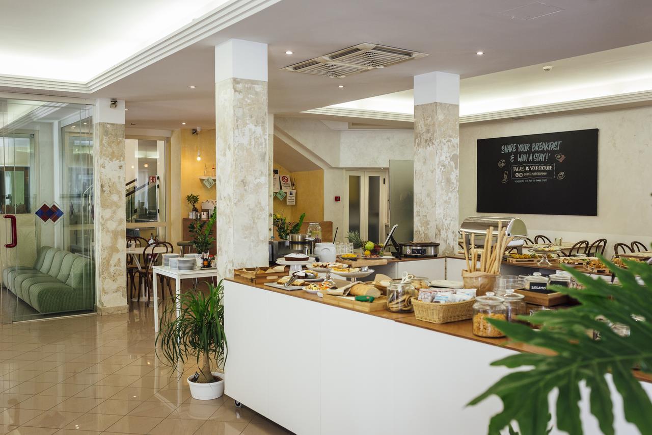 רימיני Hotel Montecarlo מראה חיצוני תמונה